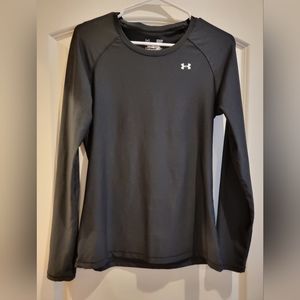 Long sleeve fitted Under Armour heat gear